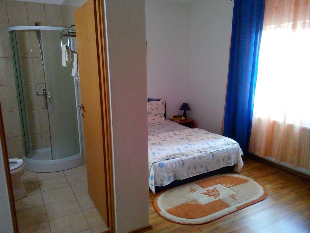 Pensiunea Vladut Timisoara Timişoara Quarto foto